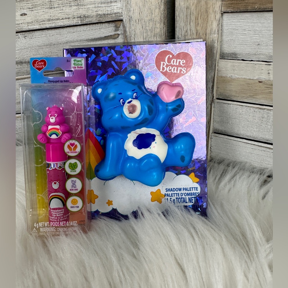 Care Bears 8-Well Eyeshadow Palette with Brush Squishy Character & Lipgloss Set